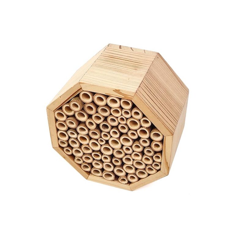 wooden bee house (3)