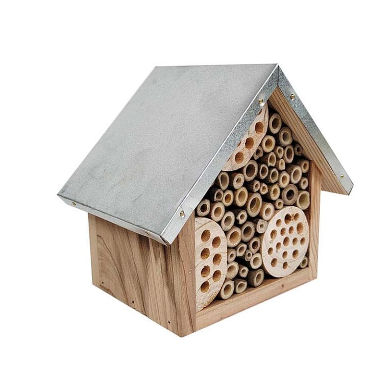 wooden bee house (3)