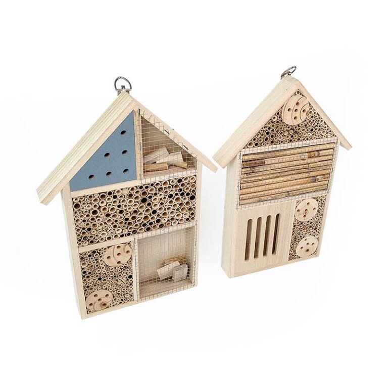 wooden insect house (2)